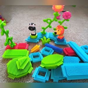 26 piece Bristle Shape Building Blocks Zoo Animals